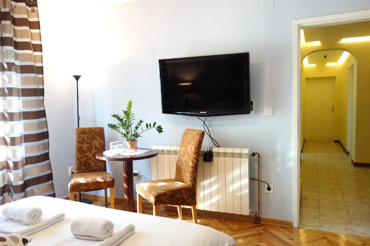Villa Quantum Beograd Экстерьер фото